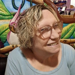 Meet your Posher, Mari